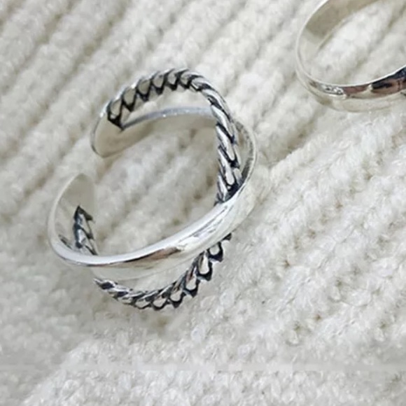 ⚡️Insta ring cross ring sterling silver ring - Picture 2 of 6